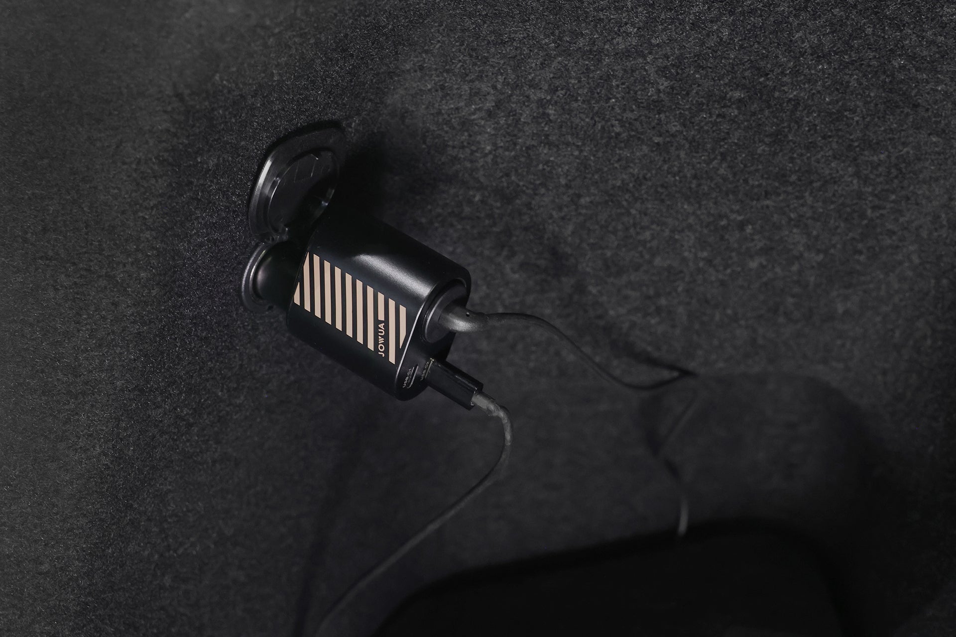 JOWUA Type-C & 點菸器 雙軌車用行動冰箱 (Model Y全車系)