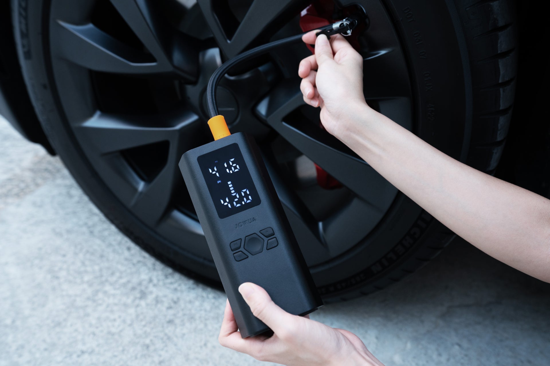 JOWUA 100W 雙快充打氣機